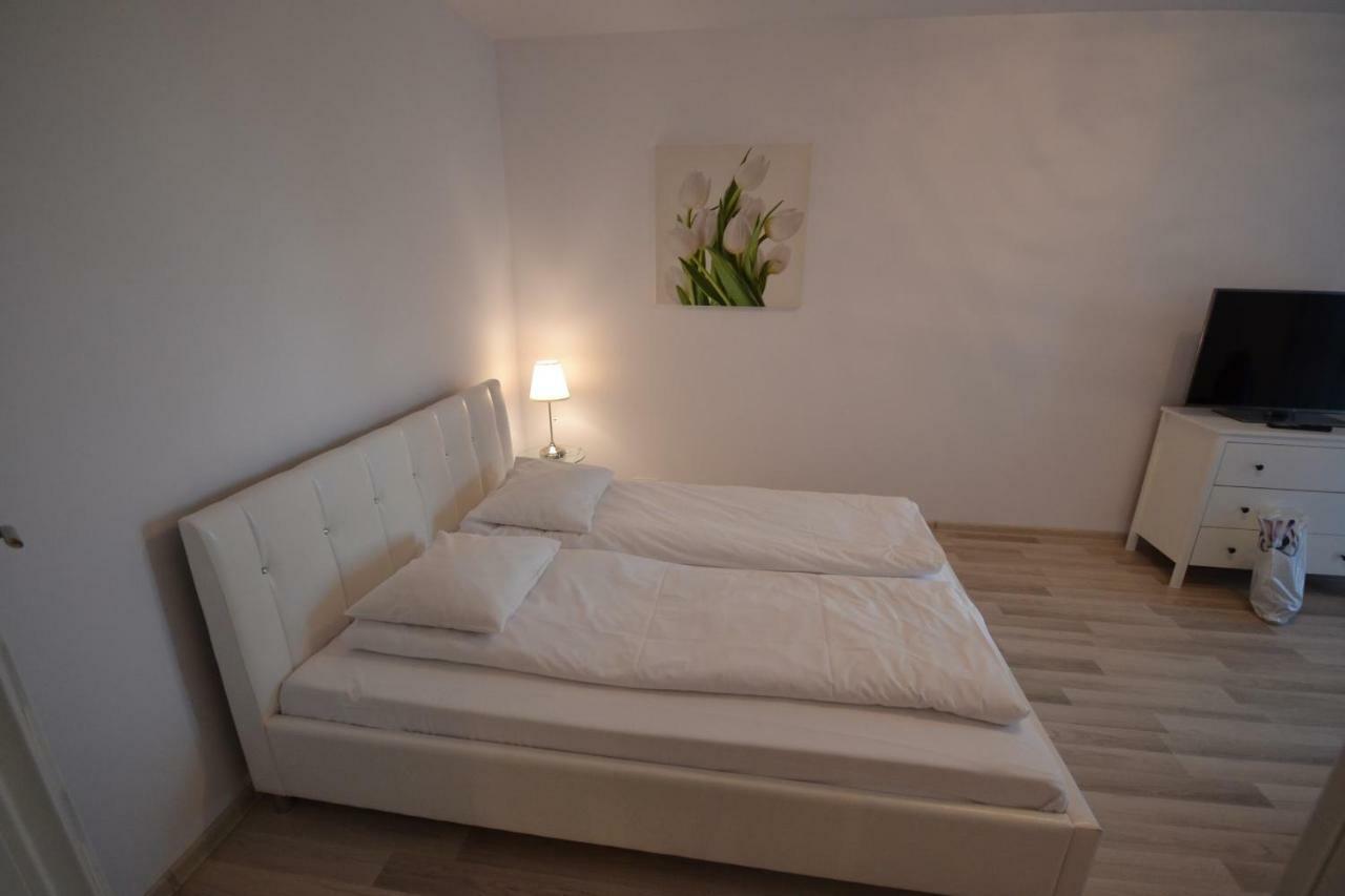 Notabene Airport Apartment Warsaw