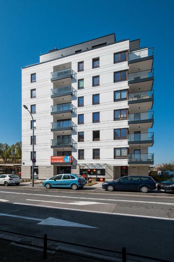 Raya Mansion Căn hộ Warsaw