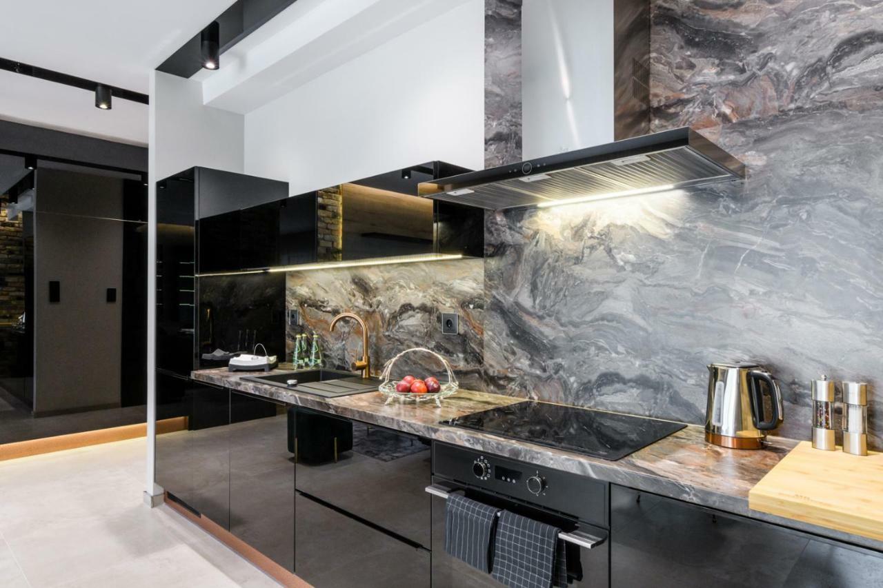 Zlota Luxury Apartment Warsaw