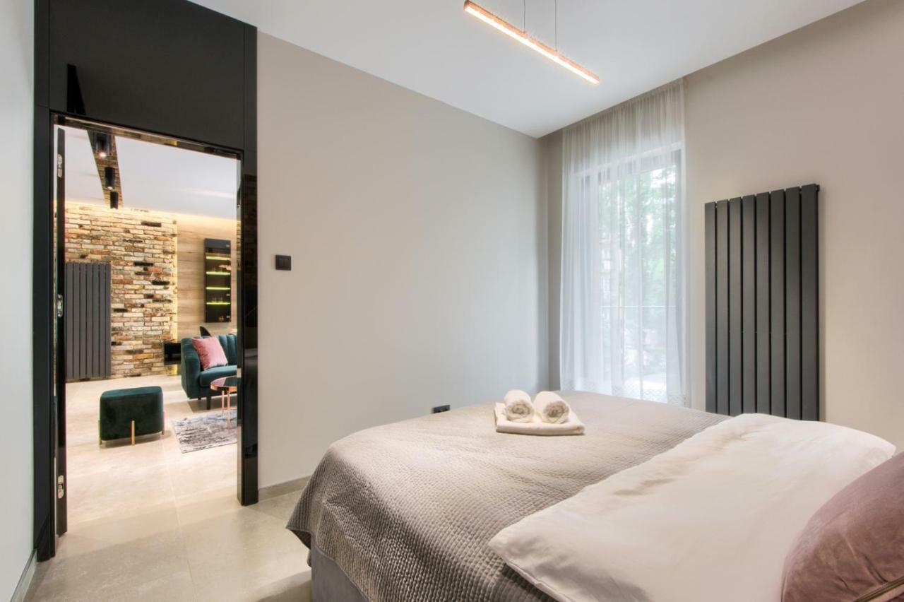 Zlota Luxury *