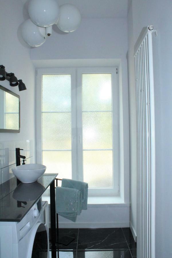 Stylish In The Heart Of The City. Apartment