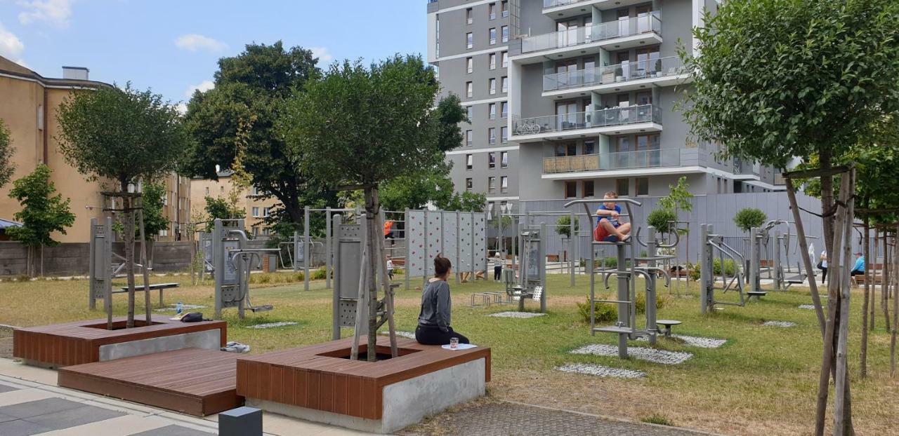 Newburg Kasprzaka 45 M2 *