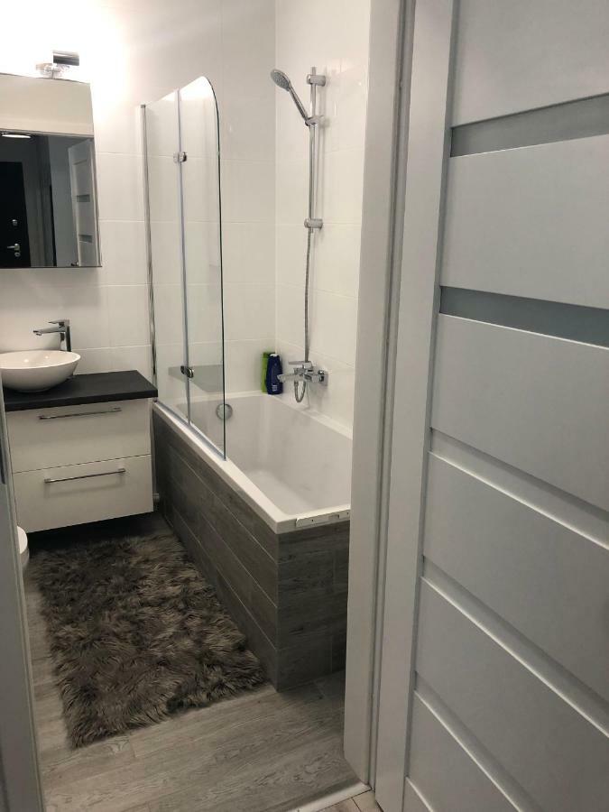 Apartament Winorosli Apartment