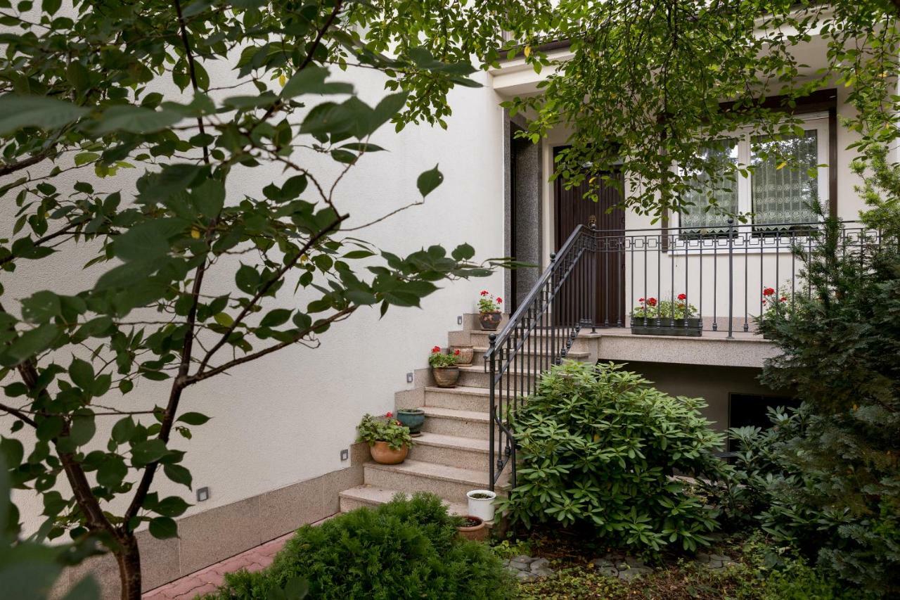 Mokotow Cosy House *