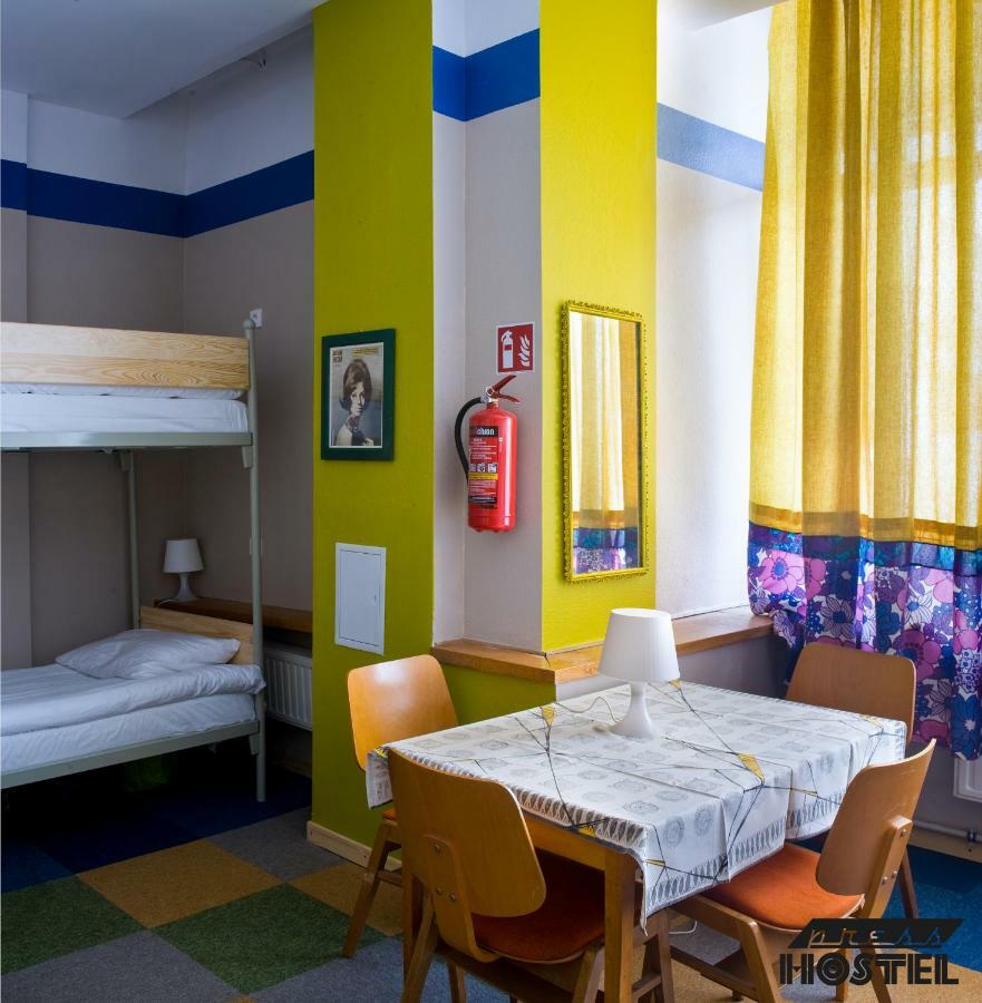 Press Albergue *