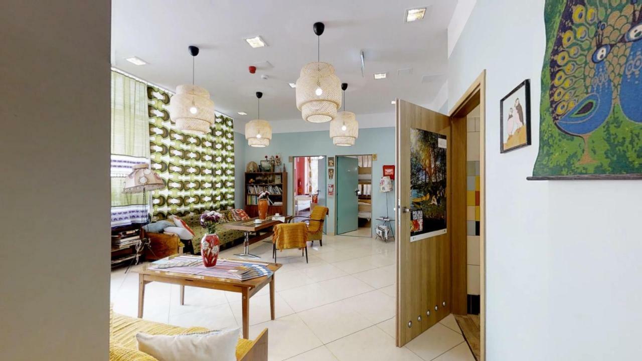 Press Hostel *