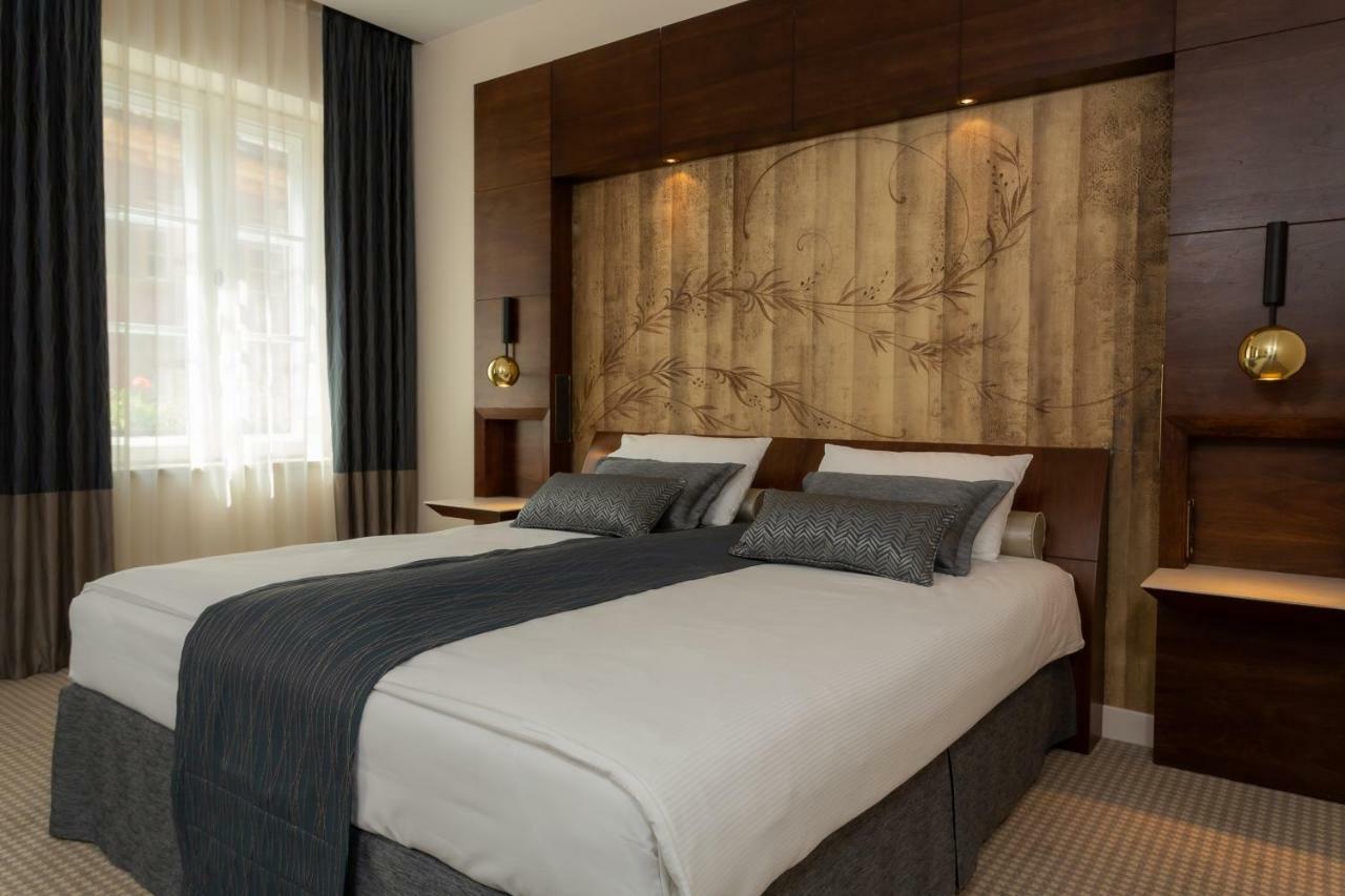 Hotel Mamaison Le Regina 5*