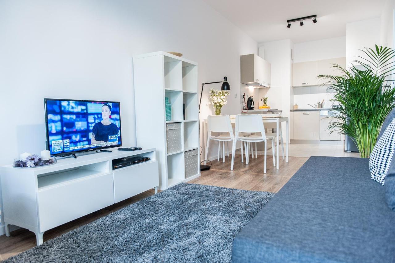 Apartment Golden - Pereca Warschau