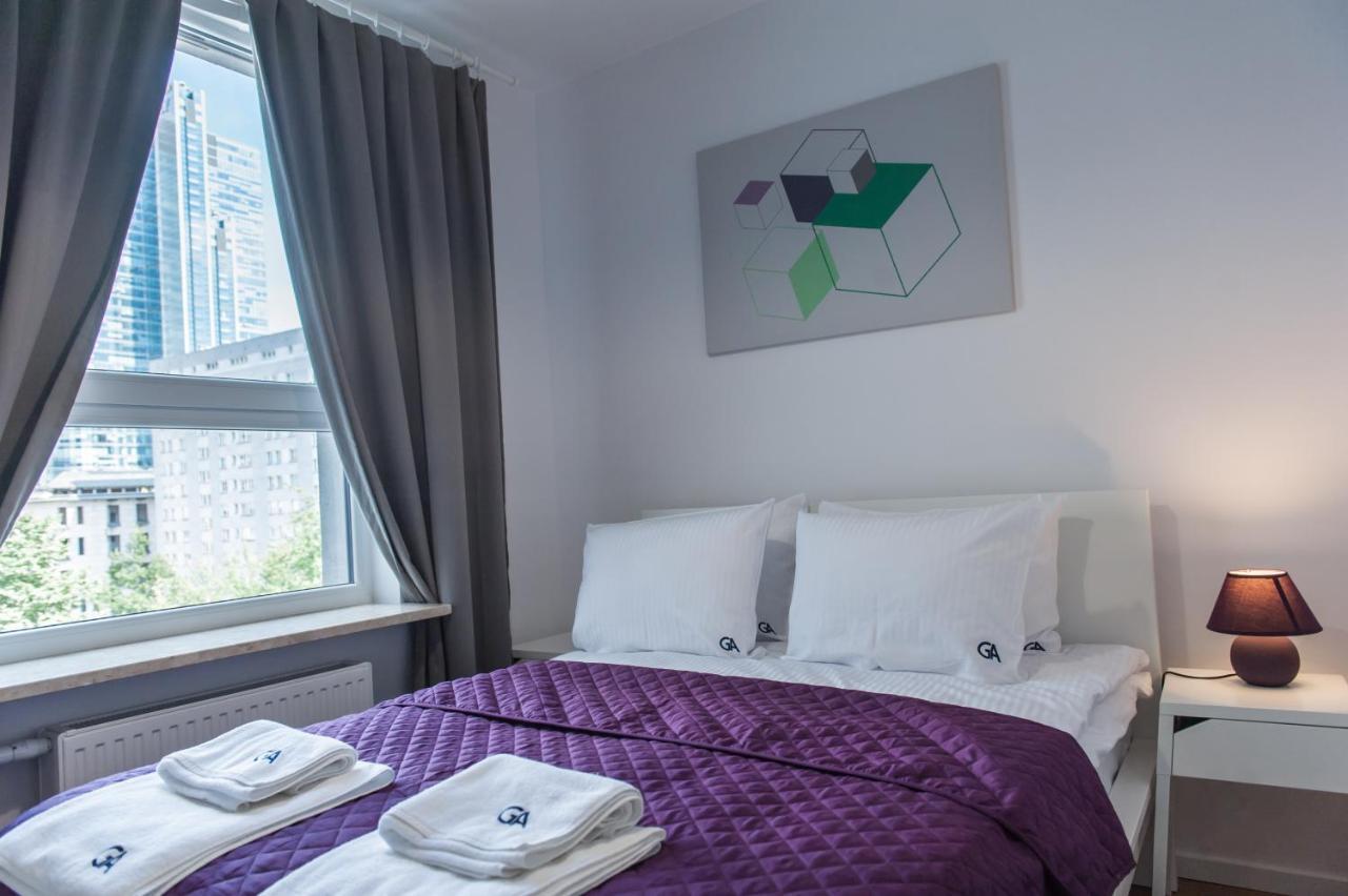 Apartment Golden - Pereca Warschau
