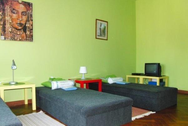 Pokoje Goscinne Jaz Homestay Warsaw