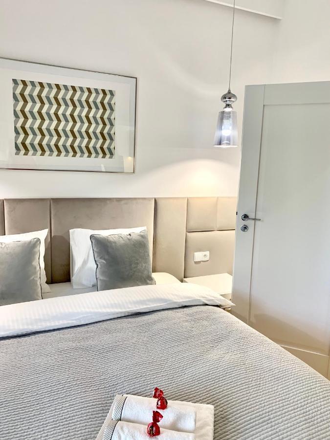 Apartment Zlota Luxury Warsaw