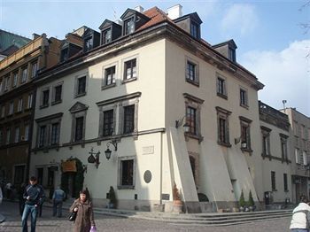 Bed & Breakfast Castle 3*