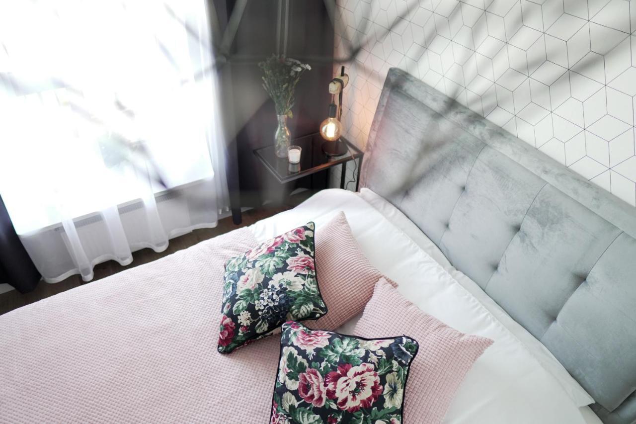 Apartament Vizzit Us Premium