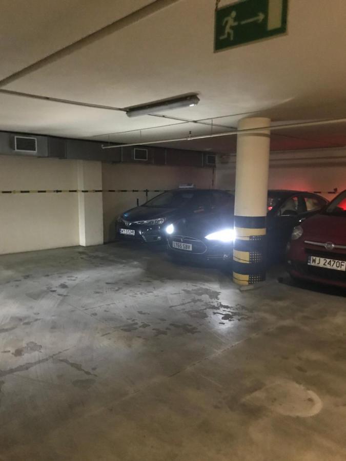 Modern 1br Flat In Heart Of With Parking