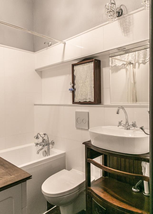 Gloria Iii Old Town Apartment *